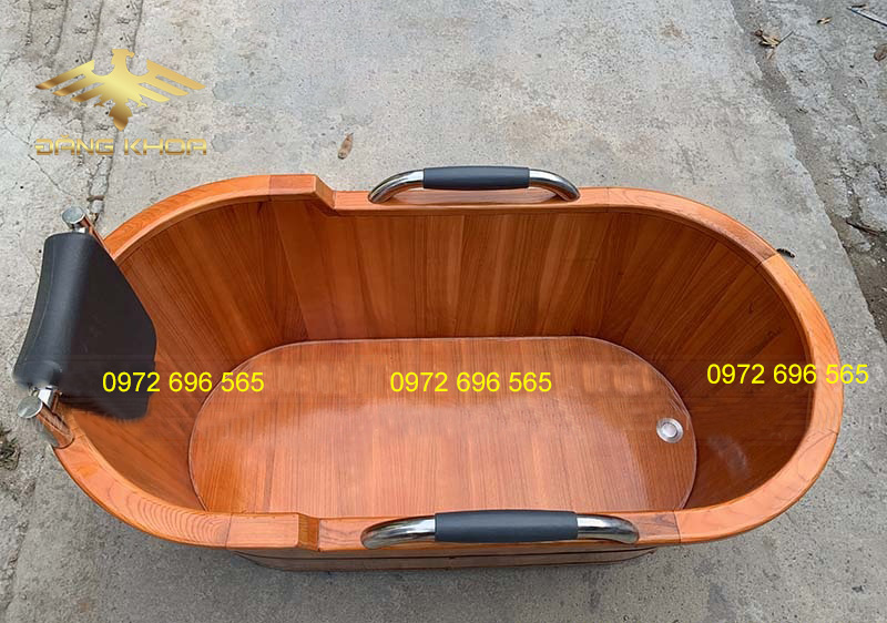 Bồn tắm nâu giả cổ rất được yêu thích